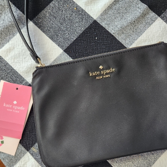 Kate spade wristlet - Picture 3 of 5